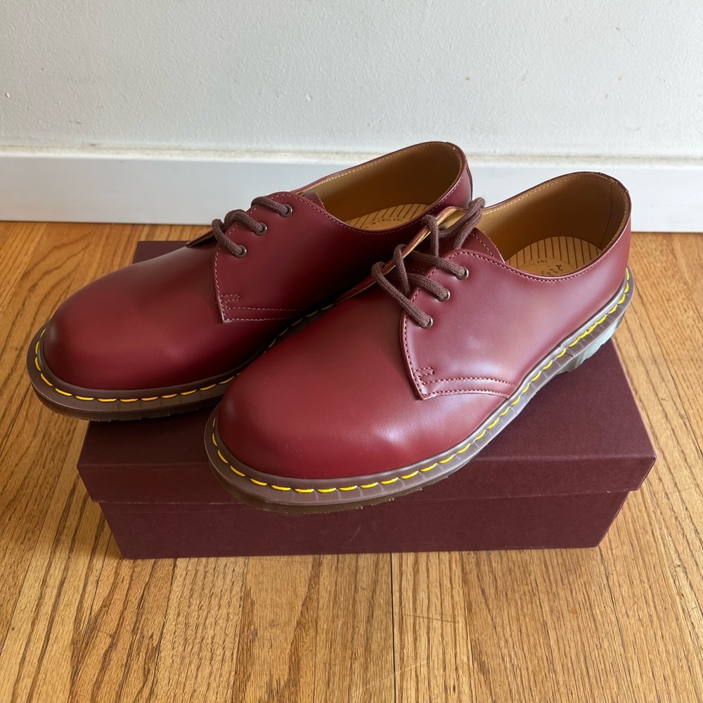 Doc Martens Men’s size 10 Red Leather Air Wair Made in England